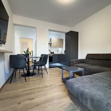 Apartman Adria 茨里克韦尼察 外观 照片